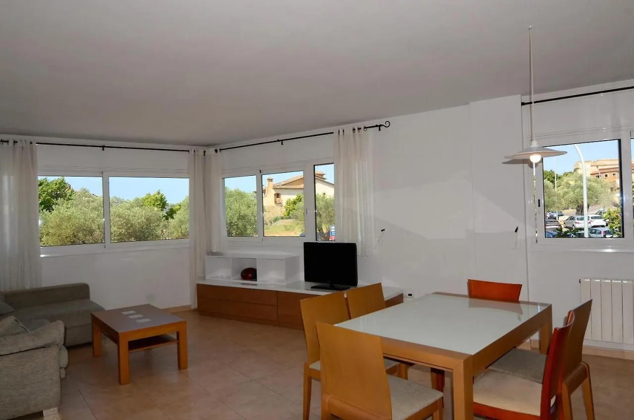 Trias Plaza Apartment Pals